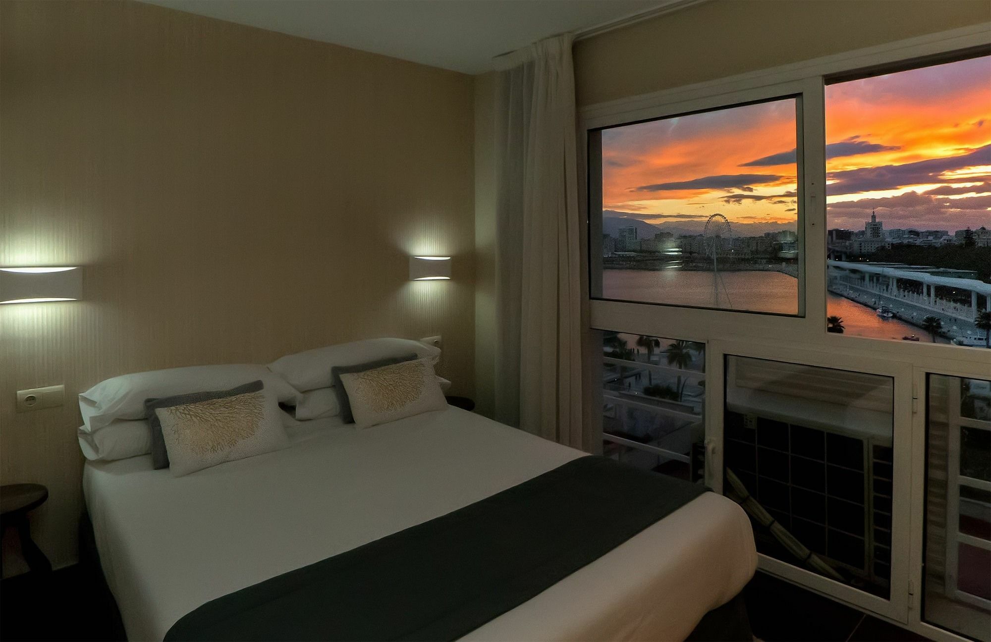 Apartamentos Malagueta Urban Beach Málaga Eksteriør bilde
